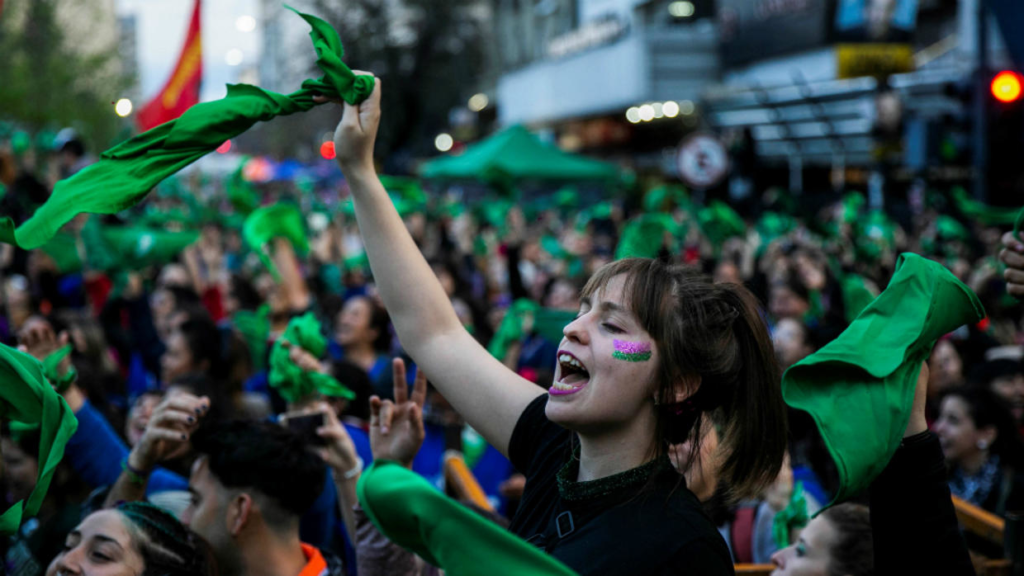 Derechos Sexuales y Reproductivos UCH_64